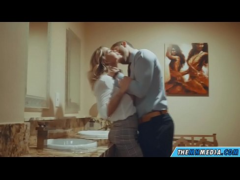 ❤️ Quandu una bionda tettona ti seduce in un bagnu publicu ❤ Sluts à noi % co.kanalmoscow.ru% ﹏
